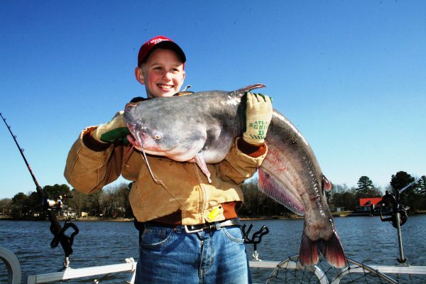 Texas Catfishing Hot Spots, Guides - AllOutdoor.com