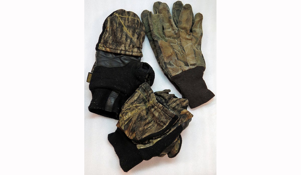 11 Essential Items for Deer Hunters