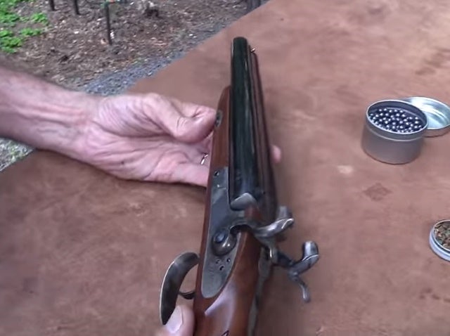 Watch: Pedersoli 20 gauge Howdah Pistol