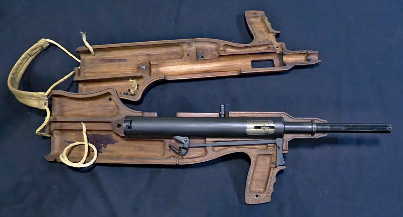 Watch: Viper Mark I One-Handed Sten Gun