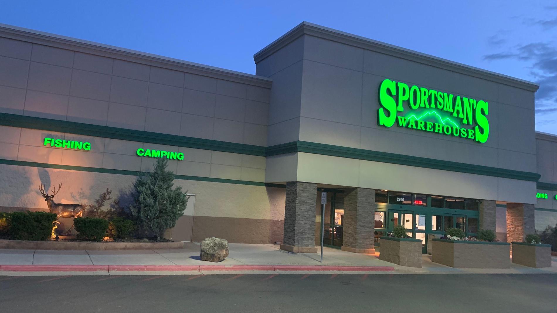 sold-sportsmans-warehouse-is-bought-out-by-bass-pro-cabela-s