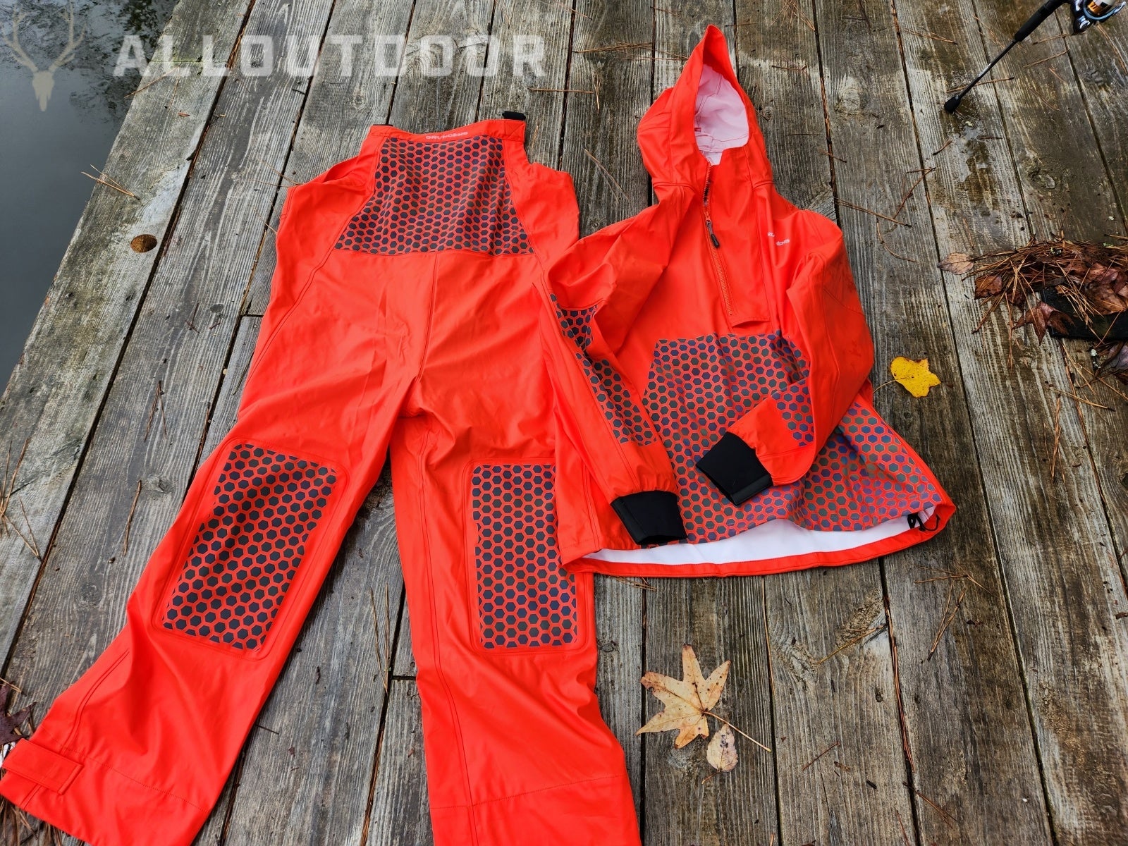 AllOutdoor Review – Grundéns Neptune Pro Anorak & Bib