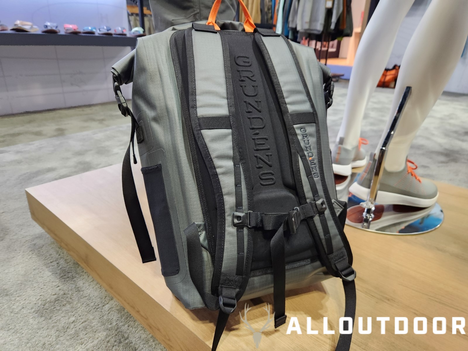 [ICAST 2023] Keep Gear Dry with Grunden's Wayward Roll Top Backpack