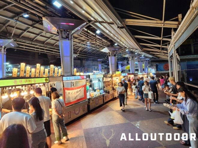 A Day in South Korea – Jeju Dongmun Night Market