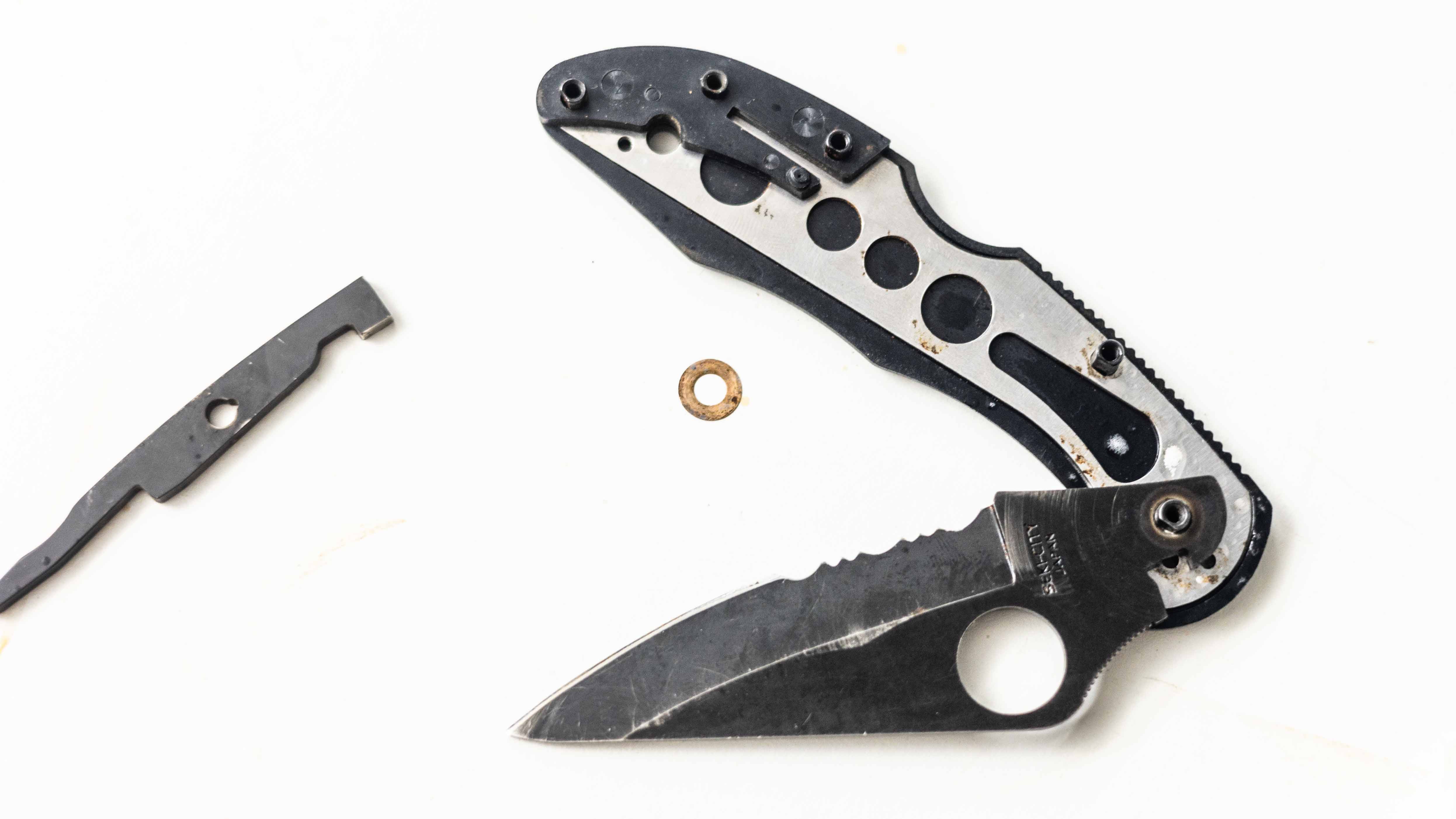 AllOutdoor Review: Spyderco Delica 4 Restoration - "Gas Station Special"