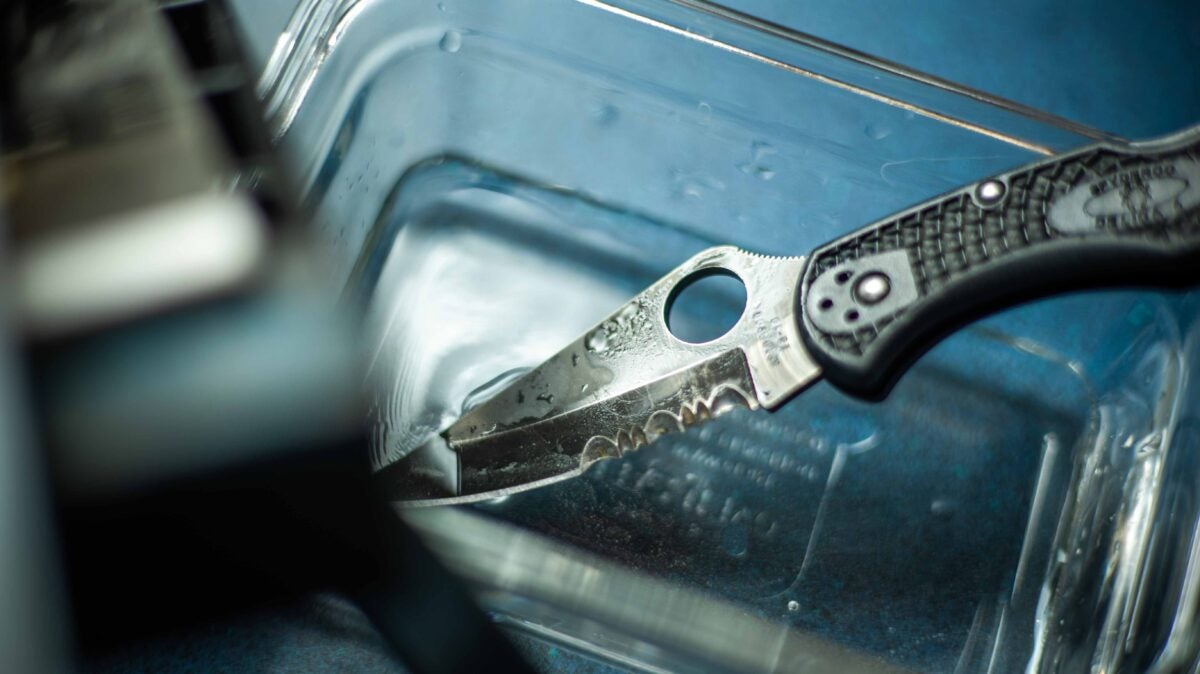 AllOutdoor Review: Spyderco Delica 4 Restoration – “Gas Station Special”