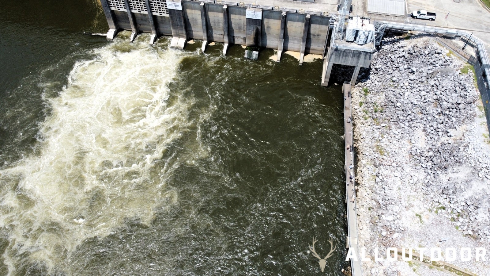 Fishing North Alabama - The Neely Henry Dam Tailrace