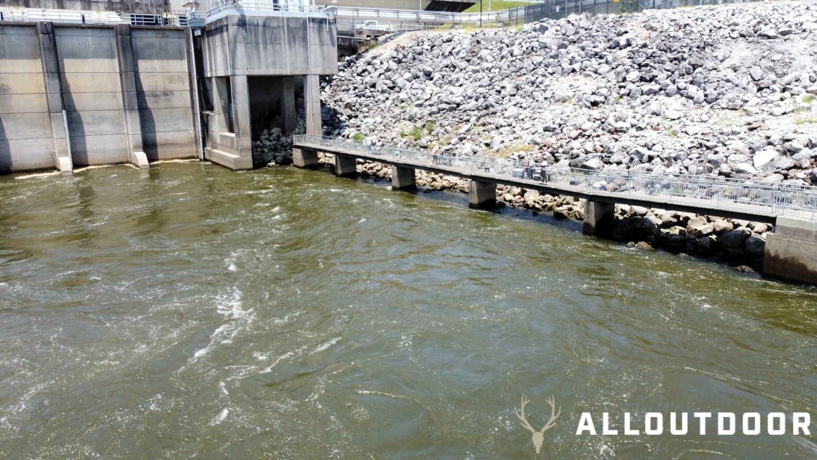 Fishing North Alabama – The Neely Henry Dam Tailrace