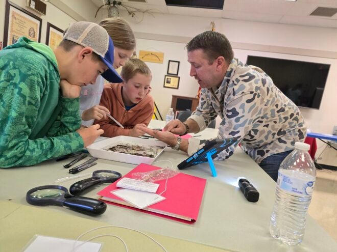 “Pond and Stream Safari Curriculum” Teaches Youth about Stream Life