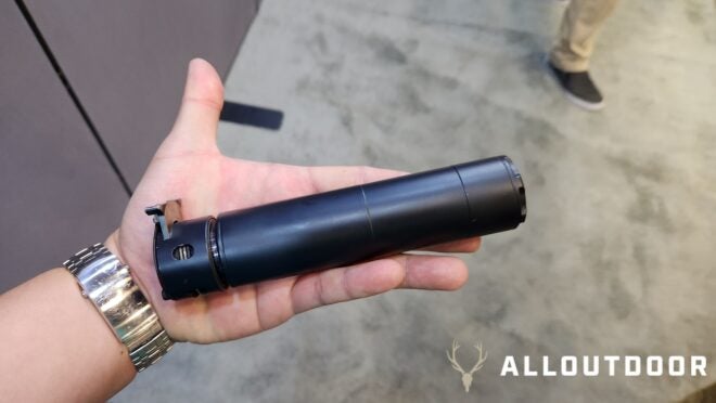 [NRAAM 2024] The Griffin Armament A2S-QD – A2 Mounting Suppressor