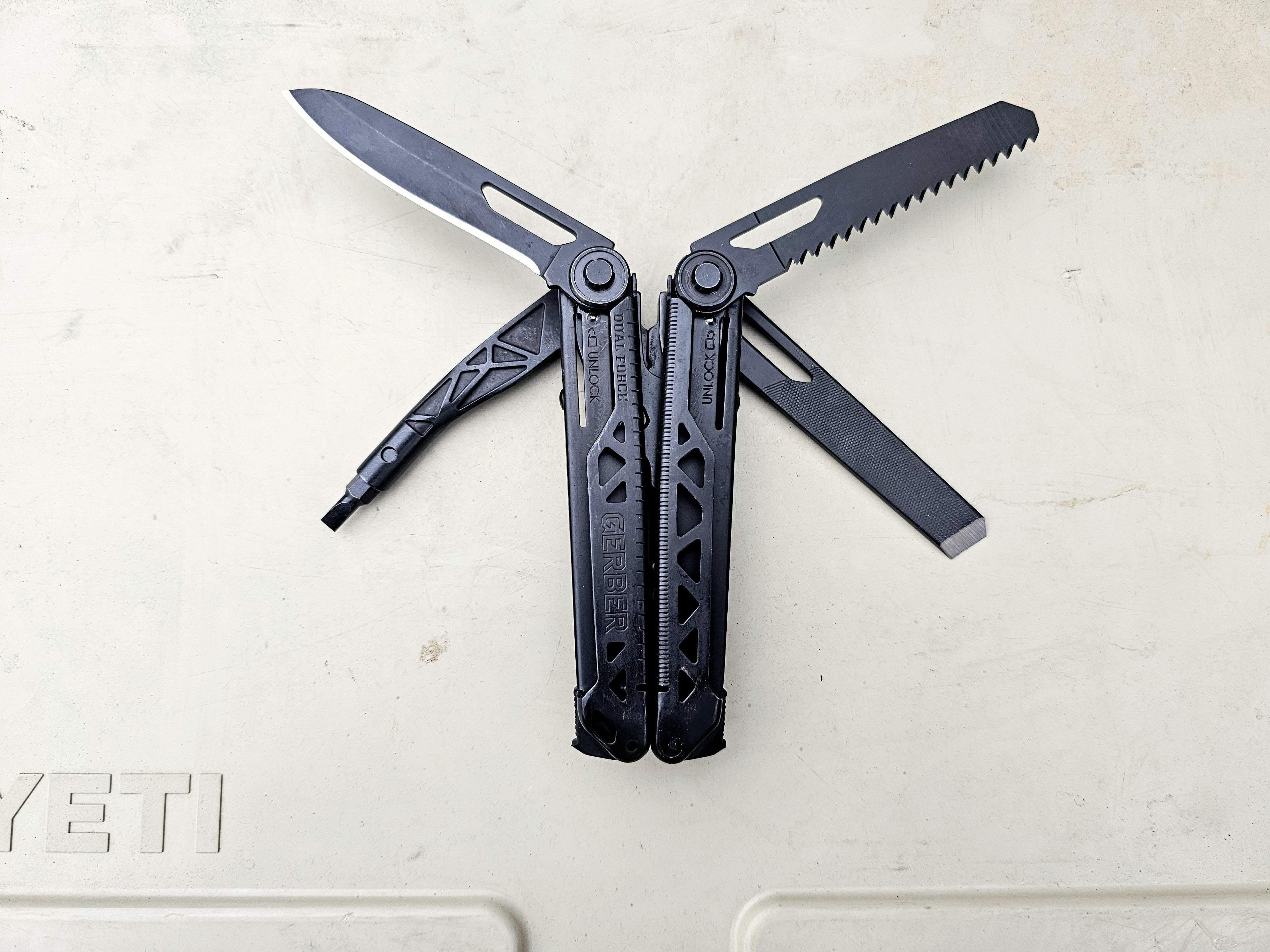 AllOutdoor Review: Gerber Dual-Force Multi-Tool (Black) - Clutch Strength