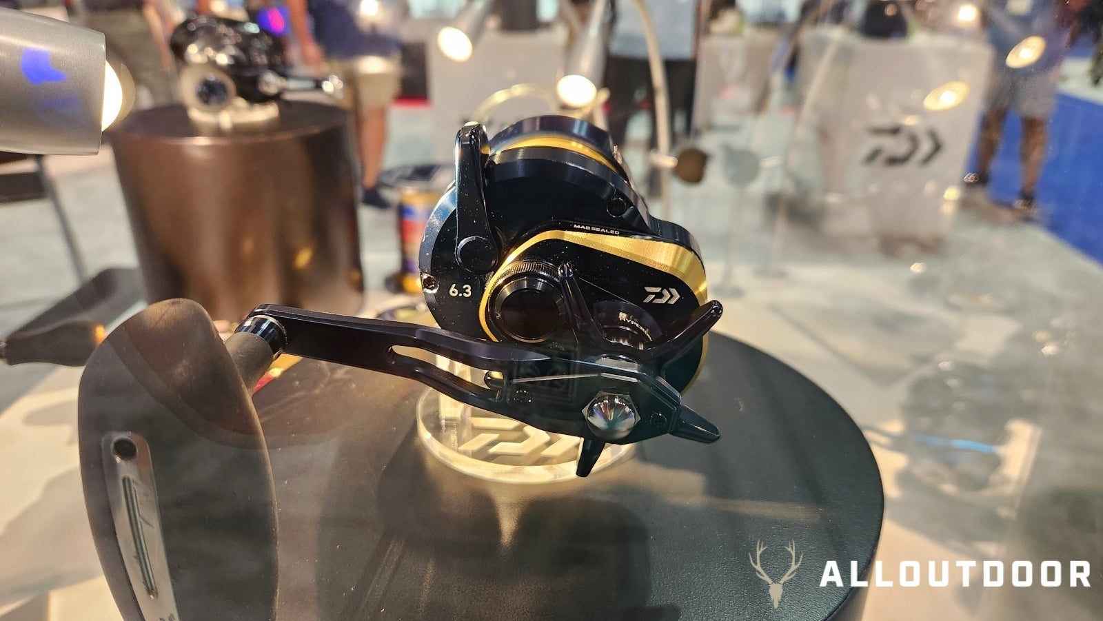 [ICAST 2024] Daiwa's NEW Saltiga Jigging Star Reel & Light Jigging Rod