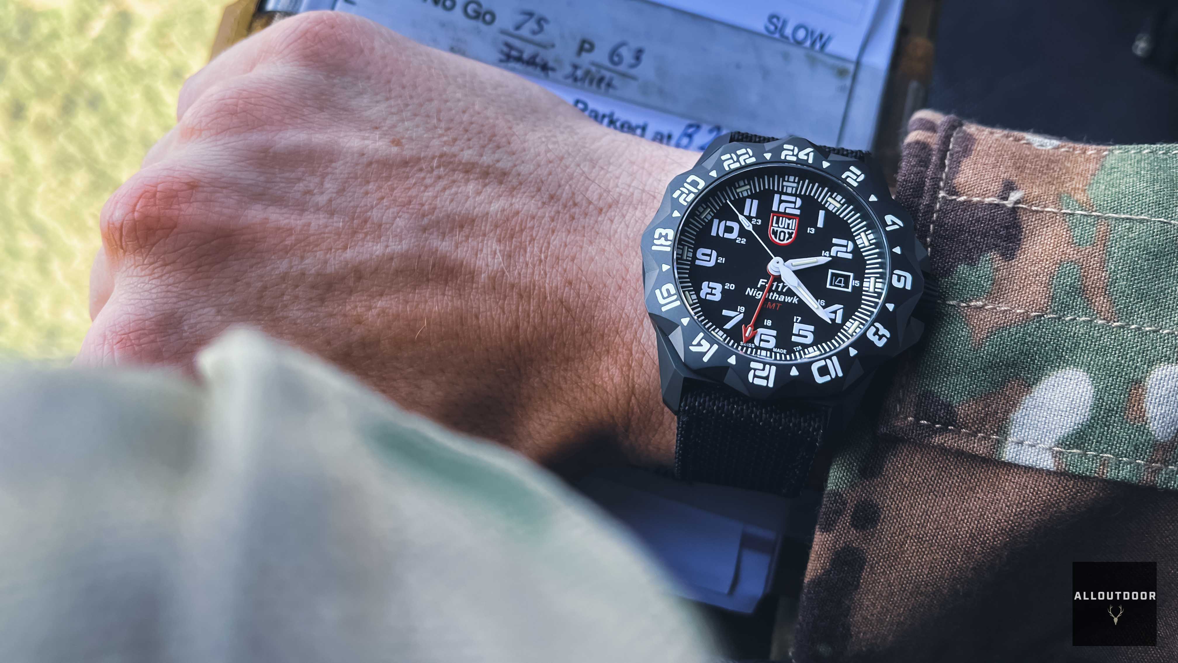 AllOutdoor Review – Luminox F-117 Nighthawk 6440 Watch