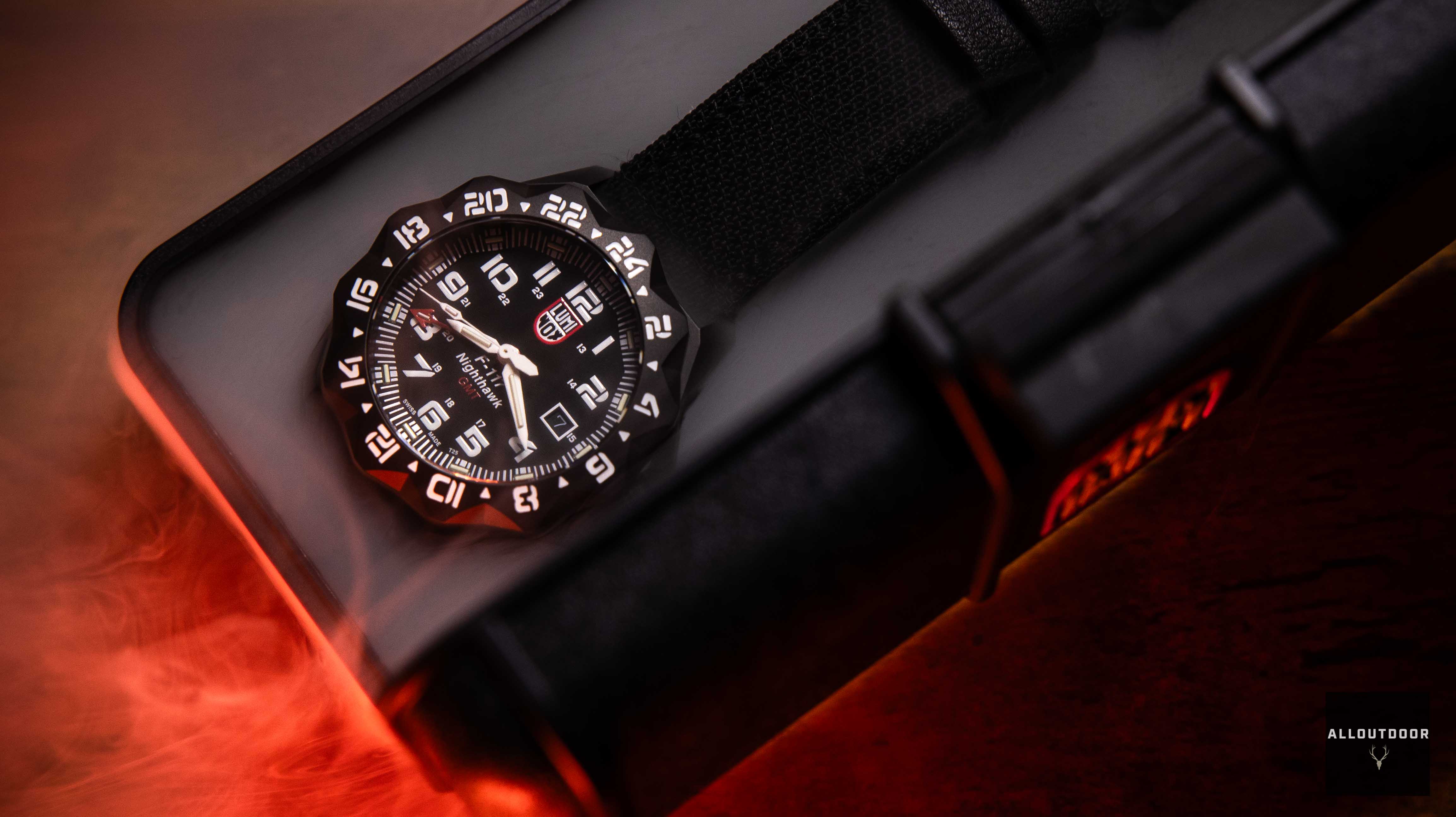 AllOutdoor Review – Luminox F-117 Nighthawk 6440 Watch