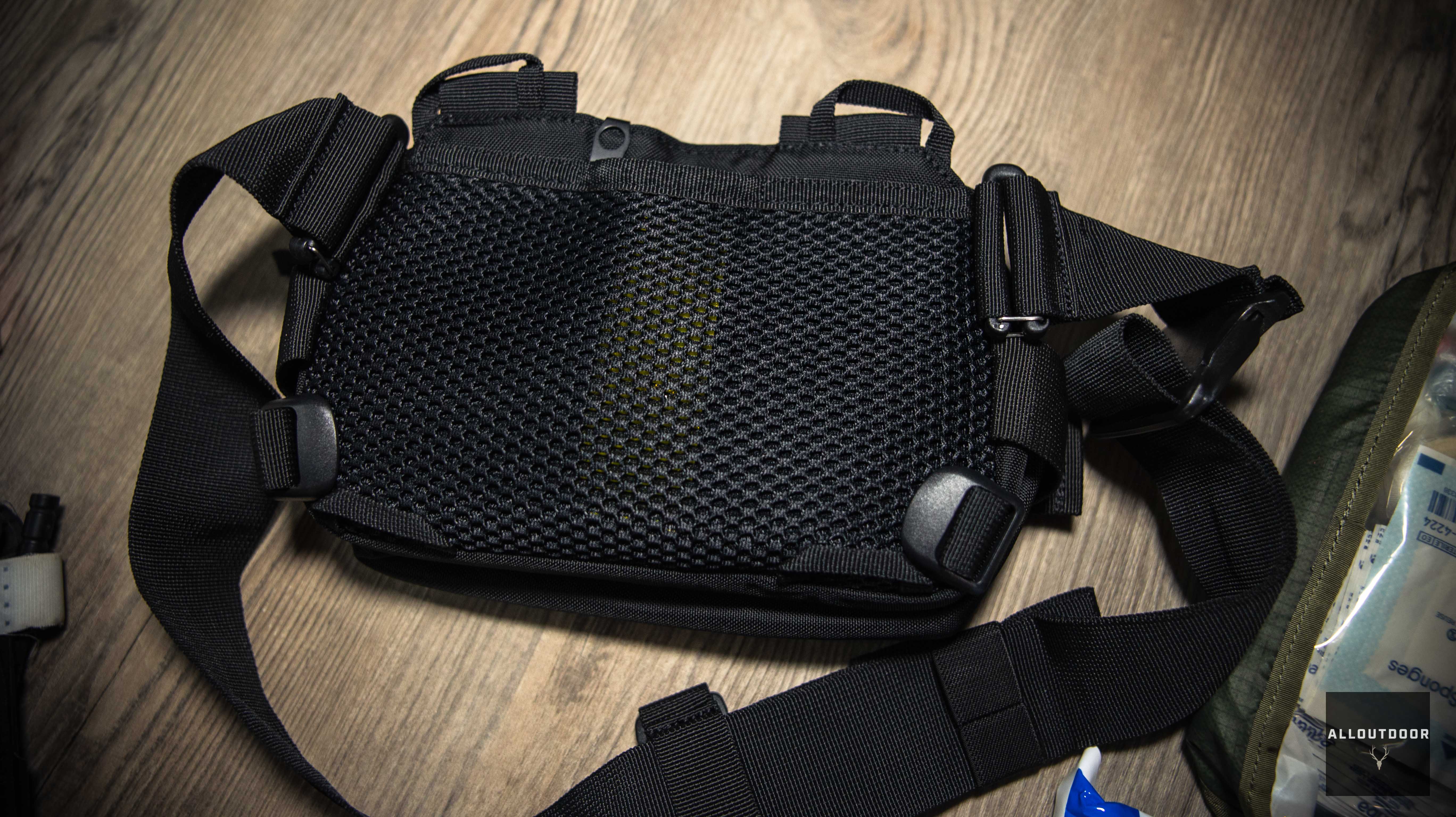 AllOutdoor Review - 5.11 LVC6 Waist Pack 2.0 3L "Mobile Medical Kit"