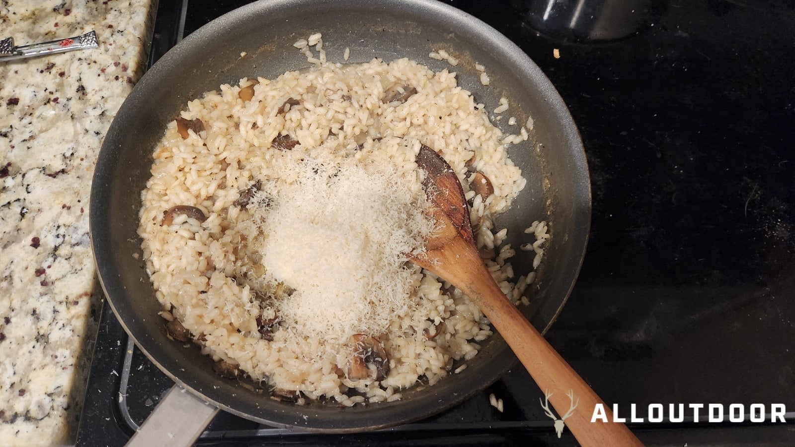 Cook Your Catch - Bay Scallop Scampi with Mushroom Risotto 