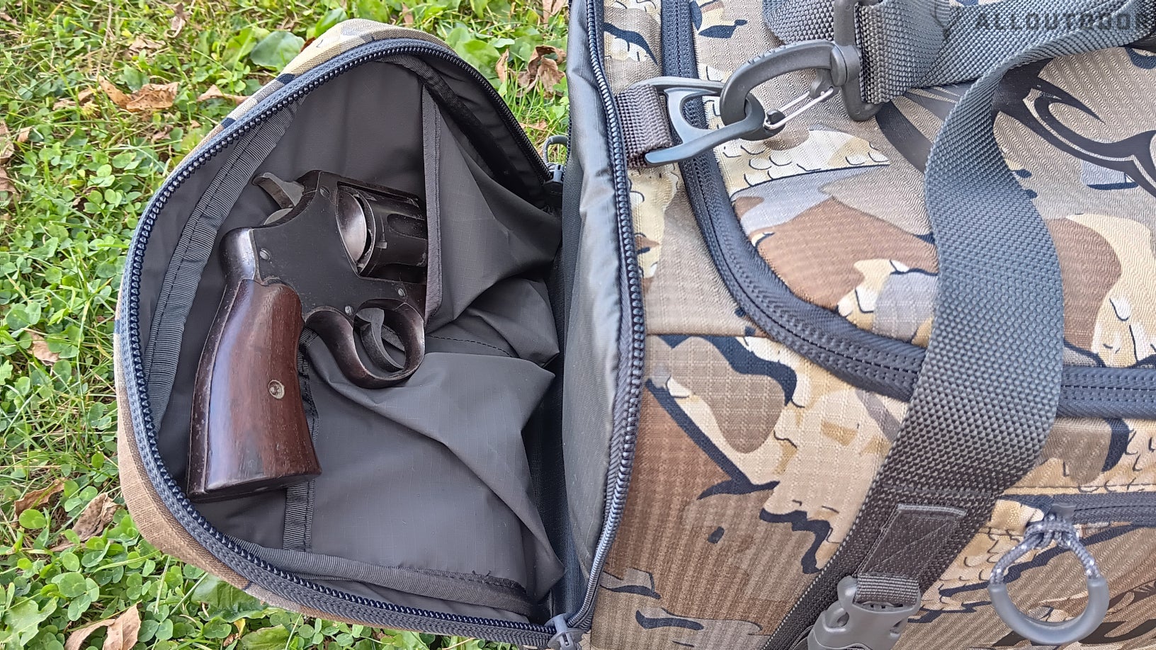 Revisão AllOutdoor: KUIU Distance Duffel - Caça, viagens e hobbies