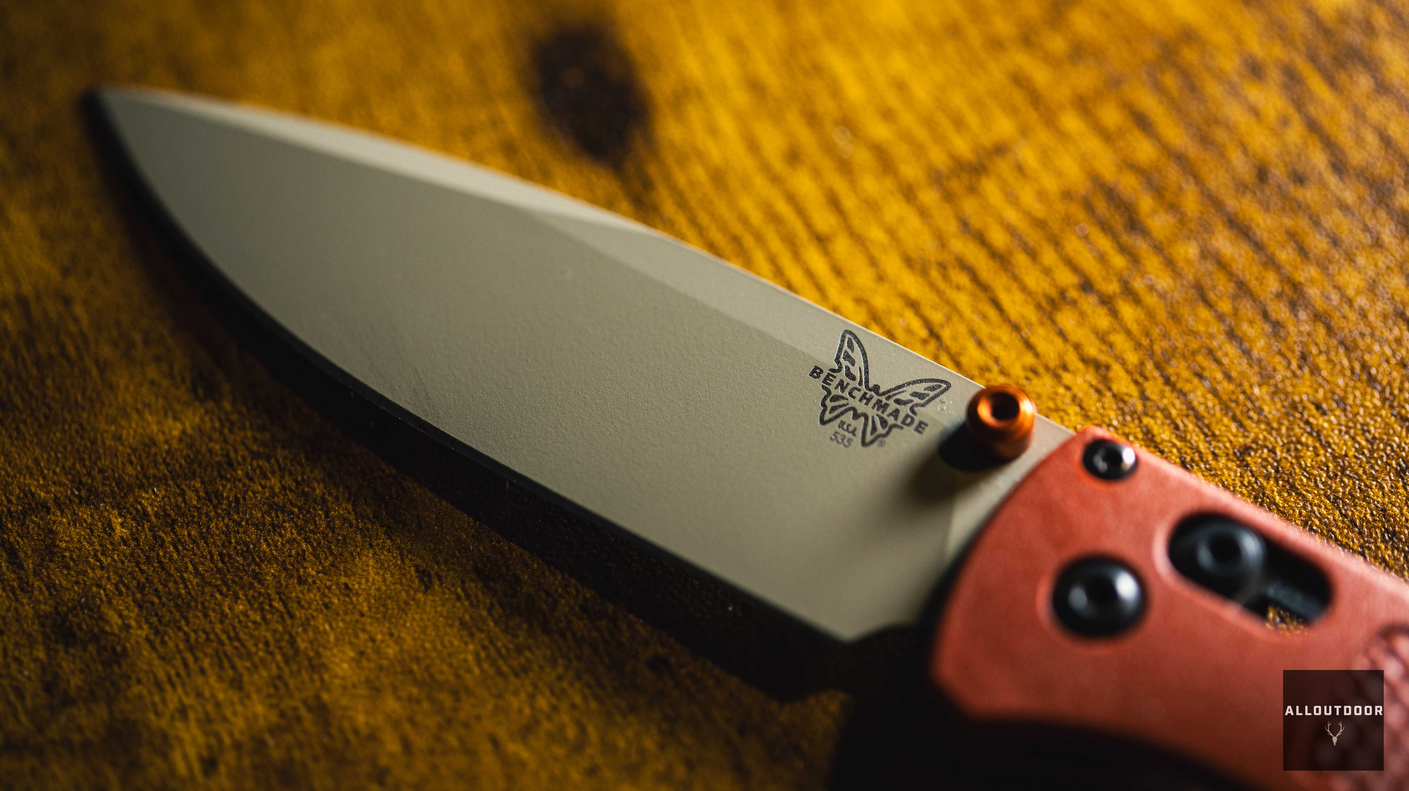 AllOutdoor Review - Benchmade Bugout with Rust Orange Grivory Grips