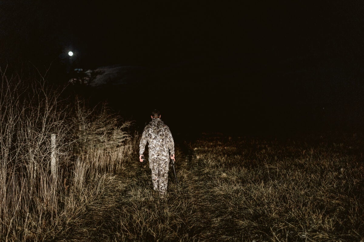 Coyote Hunting at Night: Tactics & Wisdom to Conquer the Darkness